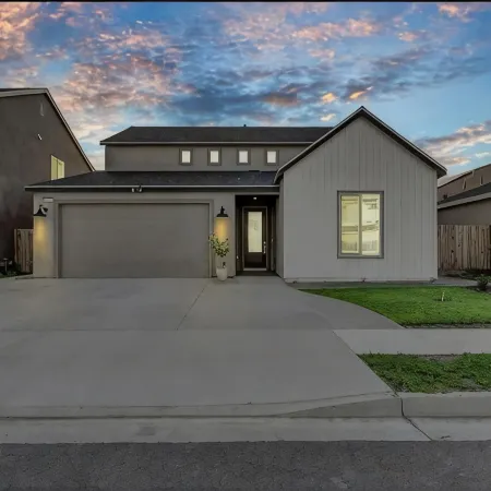 Joyhouse-EV + 2 Kitchens, 2 Washers,2 Dryers, 2 Living Rooms · 40min to Sequoia