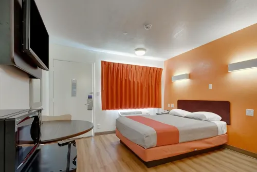 AVERA SUITES - 2 tähden