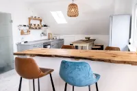 Ferienwohnung Lindau mit Seeblick und Alpenblick, Ruhig Gelegen mit Terrasse - 3-Star