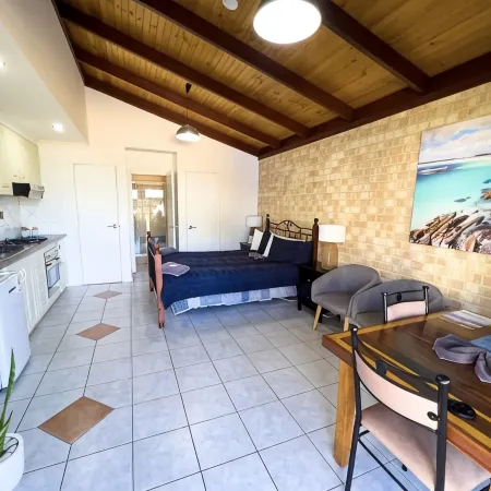 Esperance Foreshore Apartments