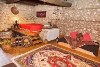 260m2 Unique Mountain House in Lilea Parnasos - Homestays