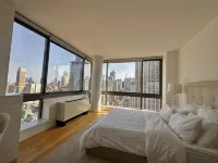 2 Bed Lux High Rise, steps from the Empire State - Bungalows