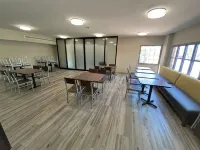 Days Inn & Suites by Wyndham Mesa Near Phoenix - breakfast