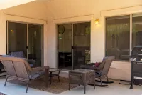 Airy Oasis Sleeps 8- Pool, Spa & Pool Table - 2-Star