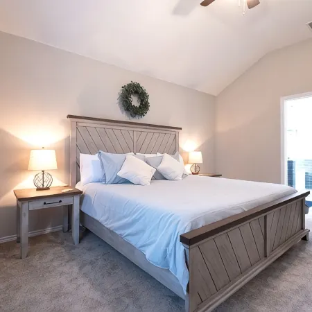 Texas Roots: King Beds - 6 Minutes to Downtown McKinney- Sleeps 6 - Remodeled