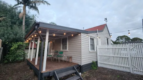 'Pickett's Cottage' - Restored Heritage Pioneer Stay - บ้านพักหลังเล็ก