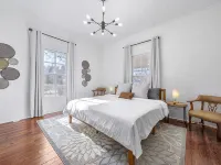 Remodeled Historical Home in Downtown Warm Springs Hoteles en Condado de Meriwether