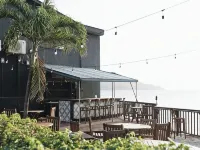 Oceanfront - Hear the Ocean Waves - Pool - Walk to Cane Bay Beach & Restaurants Hotels in Northcentral