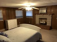 Pitman Pointe Estate w/ Lake View - 무료 와이파이