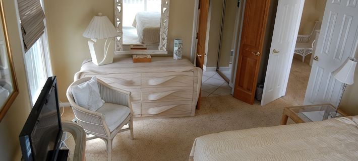Beach is 50 steps away and you have PRIVATE beach access and wonderful views Hotels in Folly Beach
