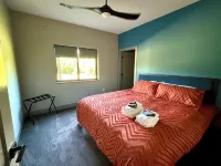 7-Bedroom: Hoops, Pickleball, Movies, Books & Games! - 4-Star