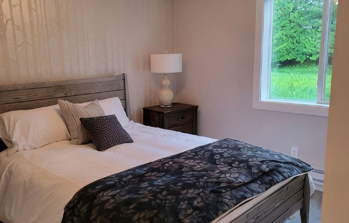 Newly Remodeled 1 Bedroom on River