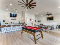 Wine Country Compound I Pool & Hot Tub I Club House and Casita! - piscine