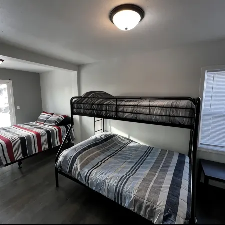 Sportsman's Country Lodge: The Roost