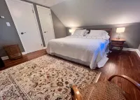 Charming 3BR Hilltop House, Newly Remodeled with Arcade - 4-Star