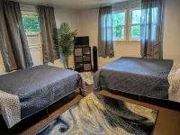 2Br Sleeps 8 Near Penn State, Stadium & Downtown with Hot Tub - Wifi