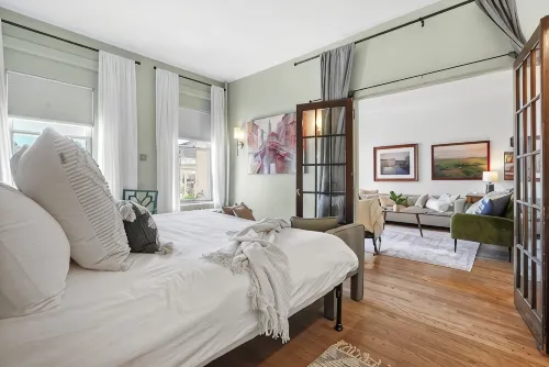 Downtown Apartment! Large, Cozy, Family friendly private oasis in city center! - 3-Star