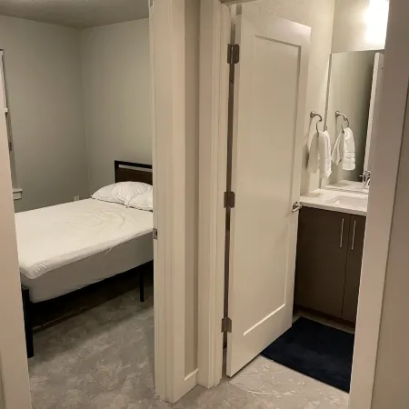 Comfy Cool Condo 5min from McMenamins Edgefield &10min from Columbia River Gorge