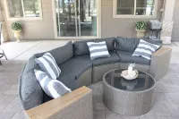 Rustic Luxury Meets Adventure: 4Br Mountain Retreat Near Grand Canyon & Golf - 3-Star