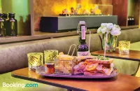 Leonardo Royal Hotel Ulm - breakfast