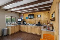 Budget Lodge - breakfast