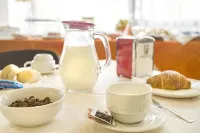 Hotel Sharing - breakfast