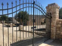 San Gregorio Villa with Secular Olive Grove, Garden, Porch and Private Pool - Wifi