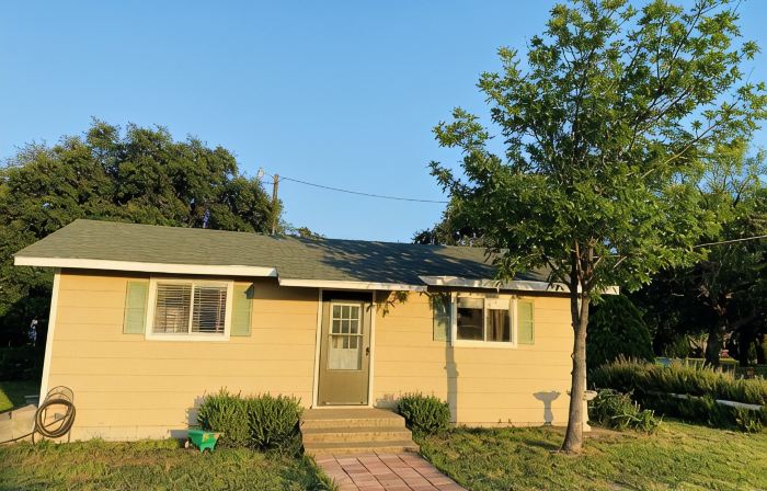 The guest house at Lily Pad Lane