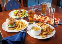 Renaissance Shoals Resort & Spa - breakfast
