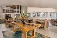 Protea Hotel Oudtshoorn Riempie Estate - Breakfast