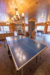 Castle Mountain Chalets - parking