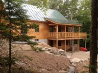 Log Home Nestled Between The White Mountains and The Lakes Region - Chalets