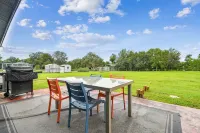 Modern 3bed, 2bath House in Wesley Chapel, with EV Charging Outlet, AC, & WiFi. - Boutique