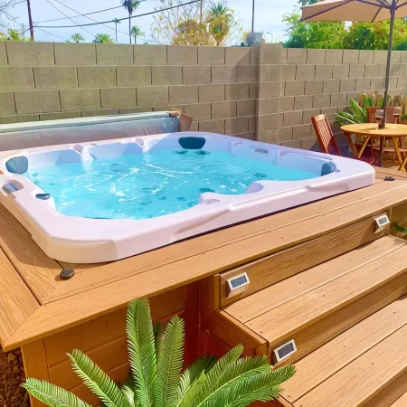 Heated Pool & Hot Tub ⭐️ Mins to Old Town, ASU, Hiking and ⛳️