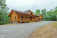 Dream Mtn Hideaway! Hot Tub+Fire Pit+Grill, WiFi, Hiking, Nearby Avl & Blk Mtn! - Feriehus
