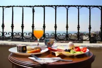 Nova Cıty Hotel - 3 estrellas