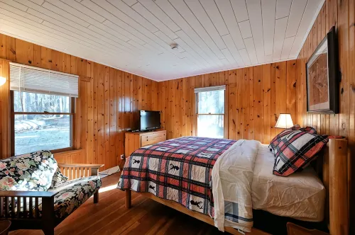 The Cabin- cozy cottage on the sandy shores of the Chippewa Flowage - Wifi