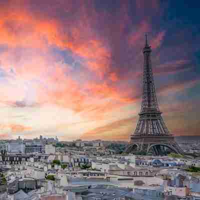 Designer Stay — Direct Eiffel Tower View + A/C Hotel Exterior