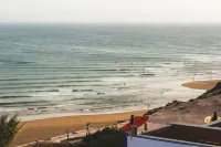 Eco Bay Surf House - Beach