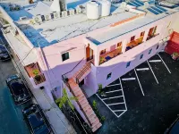 Room 15: Skyline Sips and Santurce Charm - spa