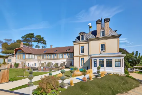 Hôtel Les Villas d'Arromanches - en bord de mer