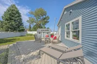 House Haven Steps From North Beach Walk to Town! - Villas