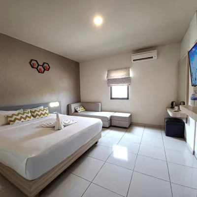F&B Inn Sam Poo Kong Bandara Semarang Hotels near Sam Poo Kong