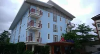 J2 Hotel - 2 stjerner