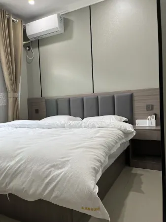 Meichen Business Hotel Отели рядом с достопримечательностью «Palace of Li Zicheng»