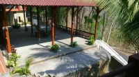 Bina Karya Guesthouse Hotel di Piyungan