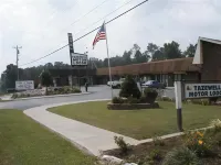 Tazewell Motor Lodge