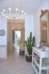 City Hotel