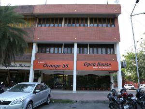 Hotel Orange 35