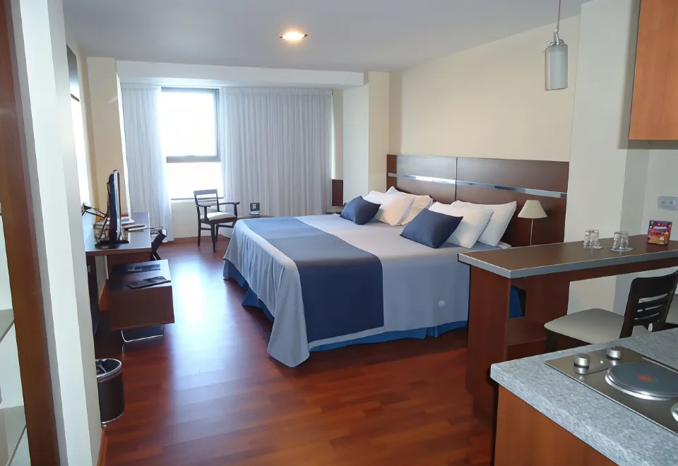 Hotel San Jorge - Housity